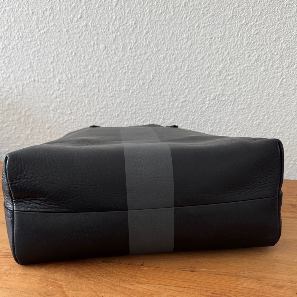 Madewell Black Leather Transport Tote with Gray Stripe - Picture 4 of 9